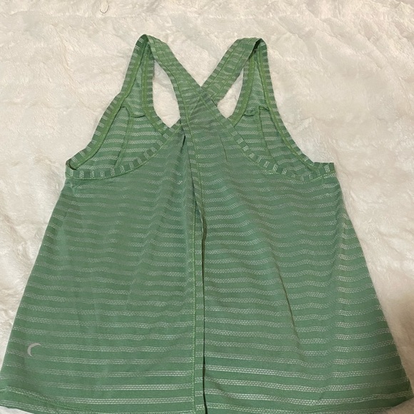 ZYIA Active Forest Nimbus Split Back Tank - Picture 9 of 11